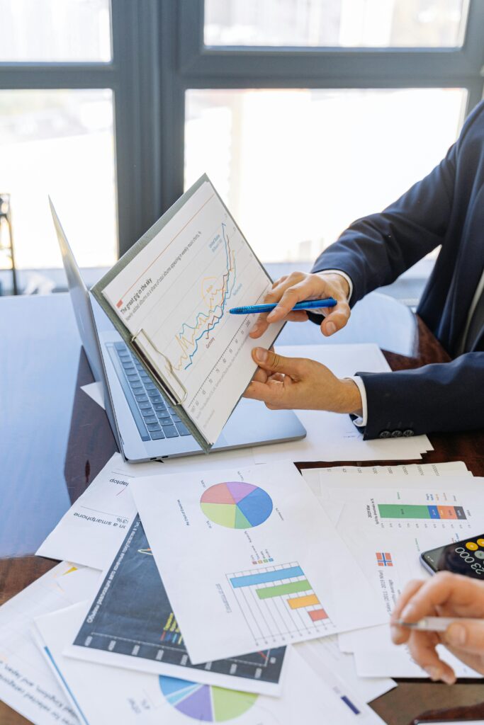 Analyse de tableaux de bord financiers